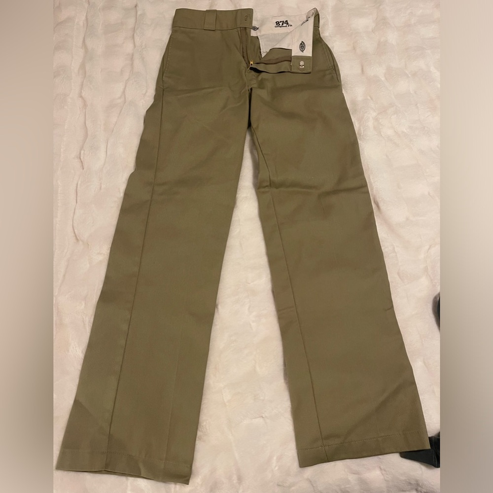 Never worn dickies size small tan pants